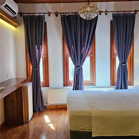 Mahzen Istanbul